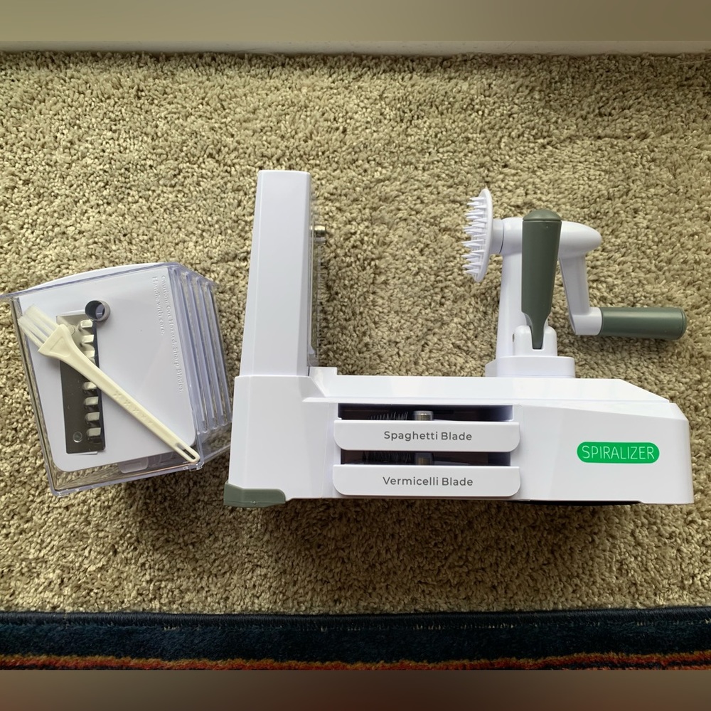 Used twice! Spiralizer 7-Blade Veggie and Fruit Spiral Slicer